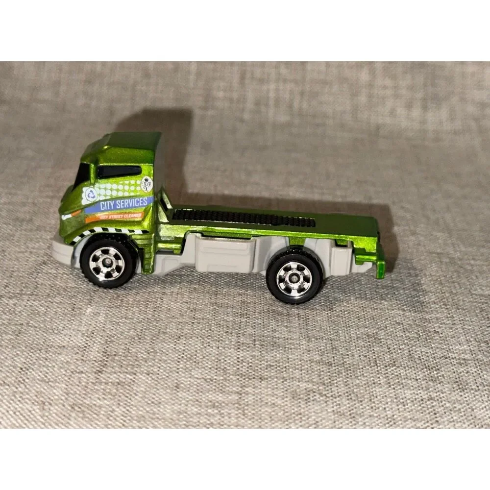 Matchbox City Services Flatbed Truck Green Diecast Toy Vehicle 2015